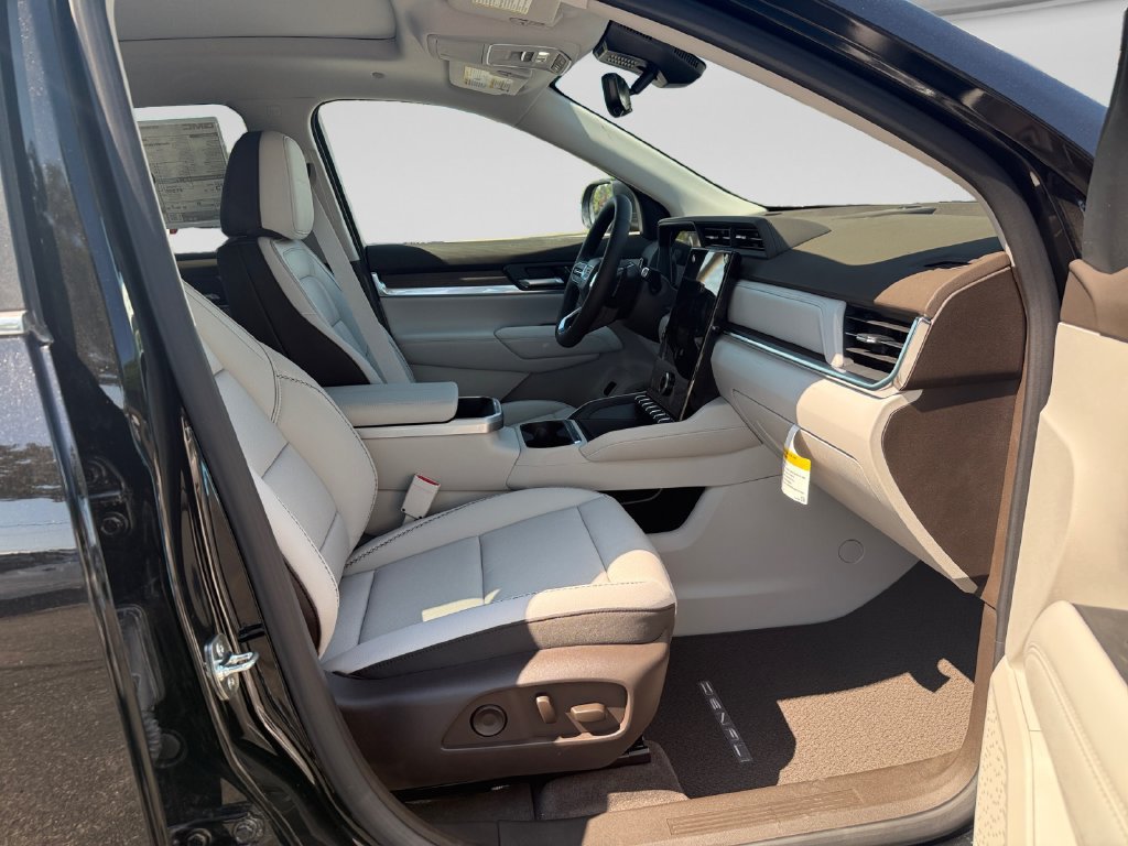 New 2026 GMC Terrain Denali AWD/4WD image 17