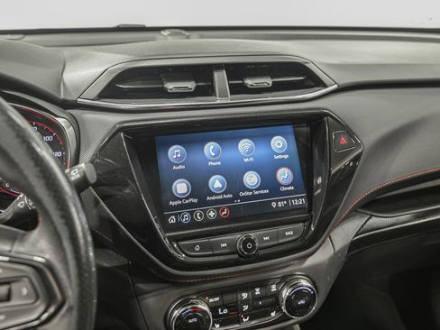 Used 2023 Chevrolet TrailBlazer RS w/ Sun and Liftgate Package image 22