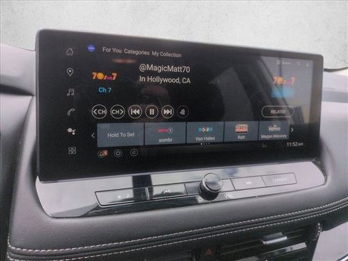 Used 2024 Nissan Rogue SL FWD image 13