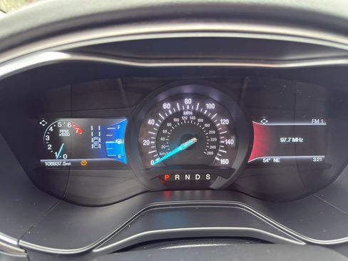 Used 2019 Ford Fusion SE AWD/4WD image 26
