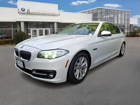 Used 2016 BMW 528i xDrive Sedan AWD/4WD image 1