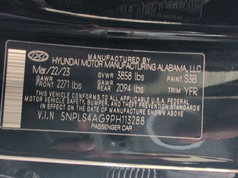 Certified 2023 Hyundai Elantra SEL w/ Convenience Package FWD image 30