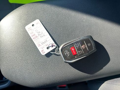 New 2025 Toyota RAV4 SE image 28