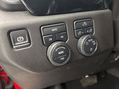 Used 2025 Chevrolet Silverado 1500 LT AWD/4WD image 11