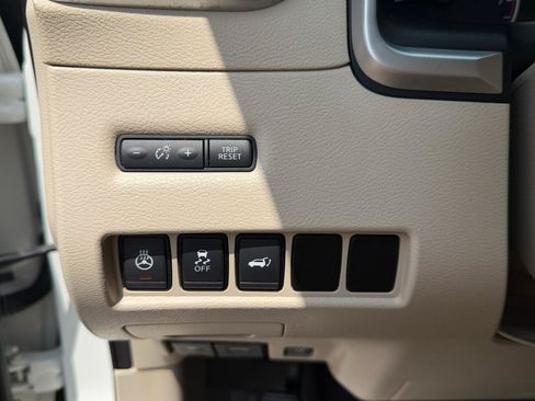 Used 2017 Nissan Murano Platinum w/ Platinum Technology Package AWD/4WD image 19