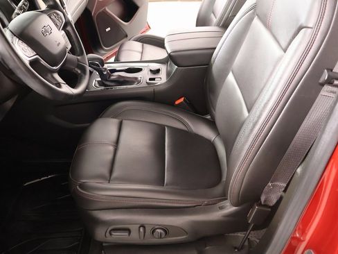 Used 2023 Chevrolet Traverse RS w/ LPO, Floor Liner Package image 11