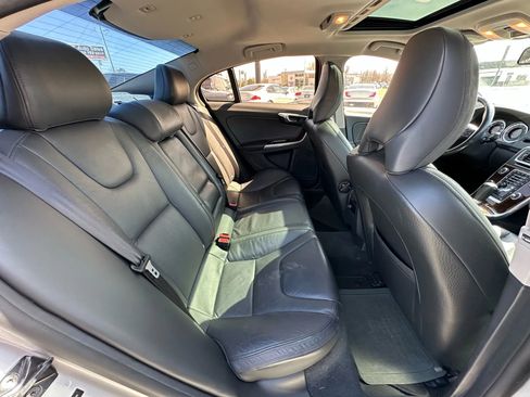 Used 2012 Volvo S60 T5 image 14