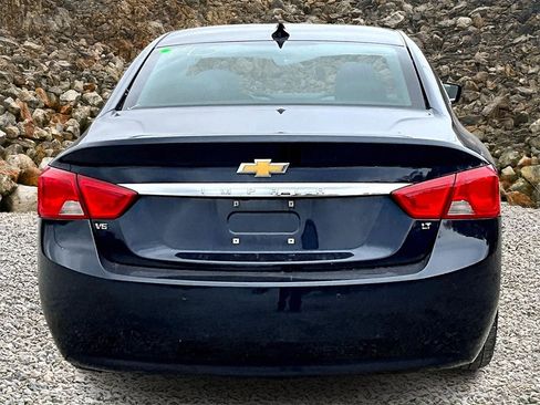 Used 2017 Chevrolet Impala LT w/ Convenience Package image 4