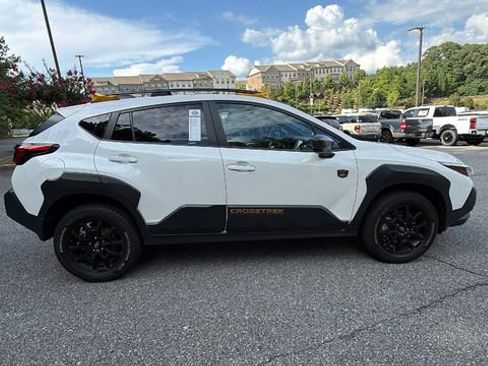 Used 2025 Subaru Crosstrek 2.5i Wilderness w/ Wilderness Package AWD/4WD image 9