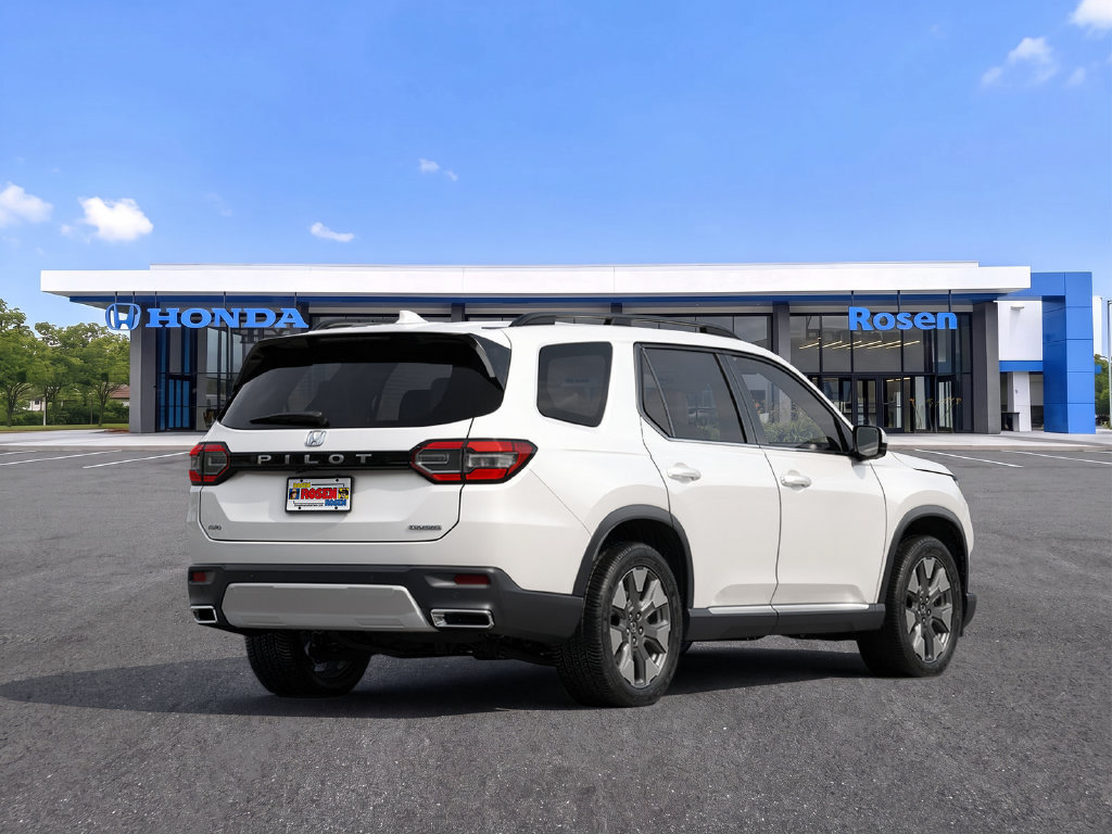 New 2026 Honda Pilot Touring image 3