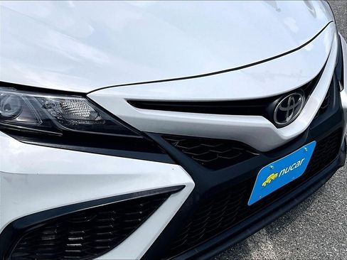 Used 2024 Toyota Camry SE FWD image 31