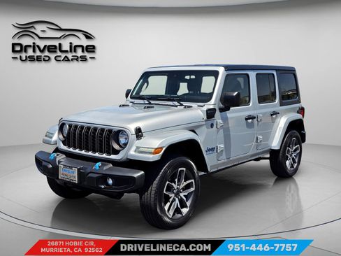 Used 2024 Jeep Wrangler Unlimited AWD/4WD image 1