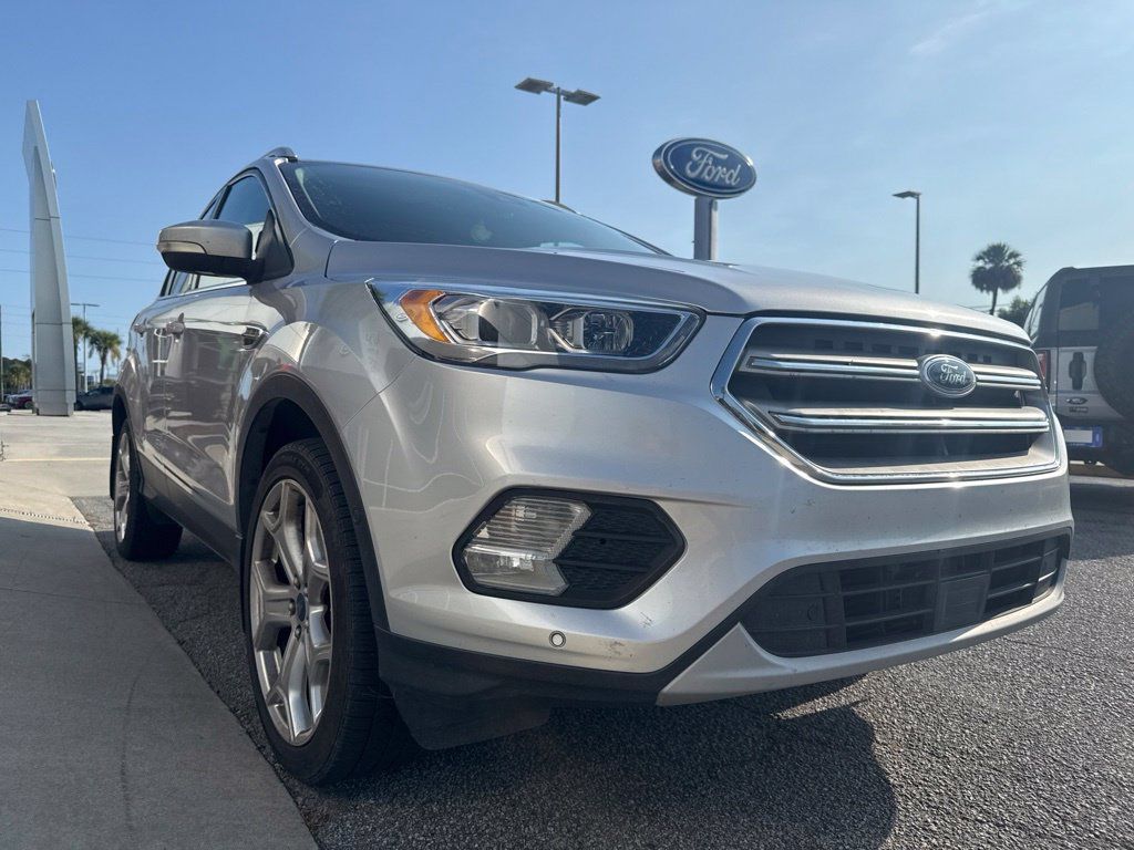 Used 2018 Ford Escape Titanium w/ Ford Safe & Smart Package AWD/4WD image 1