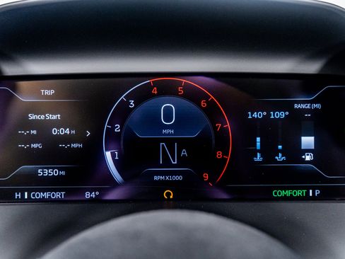 Used 2024 McLaren 750S Spider image 35