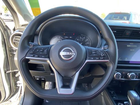 Certified 2024 Nissan Kicks SV image 26