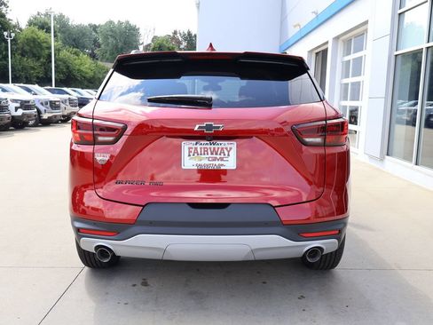 New 2026 Chevrolet Blazer LT w/ Convenience Package AWD/4WD image 9