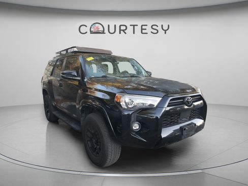 Used 2023 Toyota 4Runner SR5 Premium AWD/4WD image 20