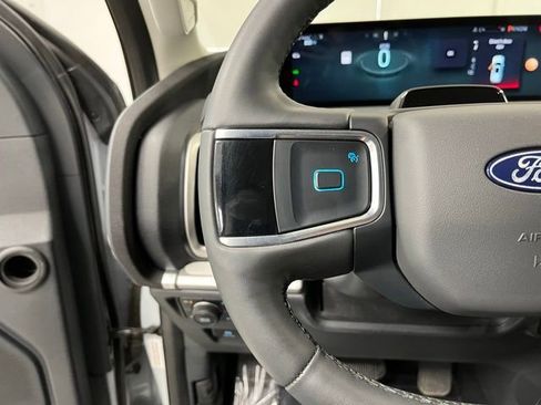 Used 2025 Ford Expedition Max Active AWD/4WD image 29