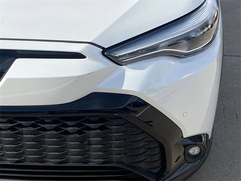 Used 2023 Toyota Corolla Cross AWD Hybrid image 9