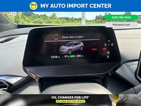 Used 2025 Volkswagen ID.4 Pro AWD/4WD image 18