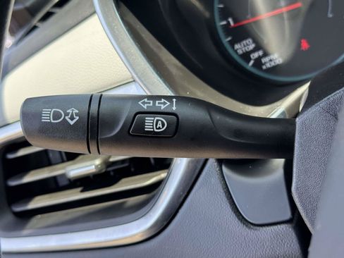 Used 2022 Chevrolet Equinox LS w/ Driver Confidence II Package AWD/4WD image 21