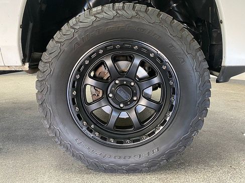 Used 2015 RAM 1500 Express image 26