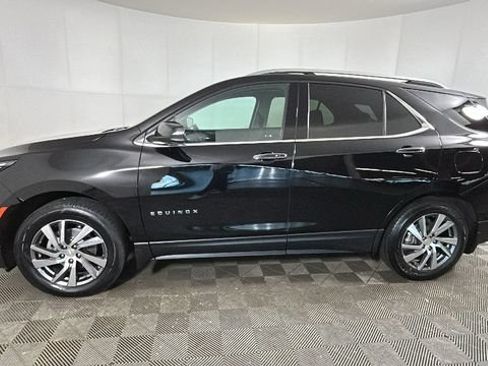 Used 2023 Chevrolet Equinox Premier AWD/4WD image 5