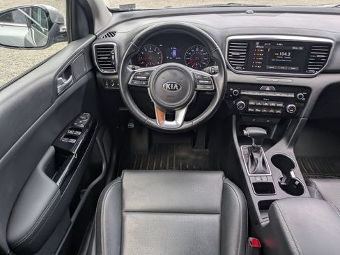 Used 2020 Kia Sportage EX FWD image 16
