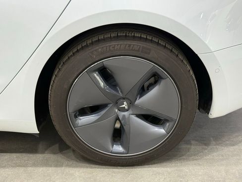 Used 2020 Tesla Model 3 Standard Range Plus image 41