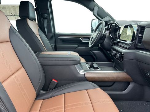 New 2026 Chevrolet Silverado 3500 High Country w/ High Country Premium Package AWD/4WD image 17
