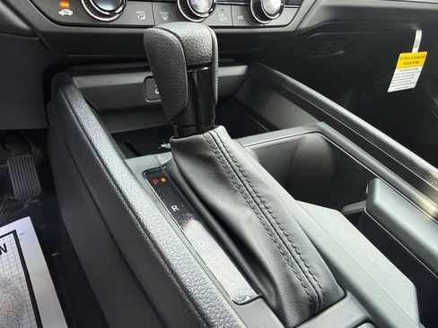 New 2026 Honda Accord SE image 25