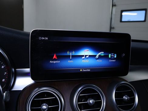 Used 2020 Mercedes-Benz C 300 4MATIC Sedan image 30