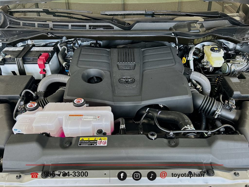New 2026 Toyota Tundra SR5 w/ TRD Off-Road Premium Package AWD/4WD image 9