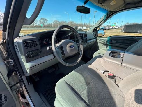 Used 2003 Ford Excursion XLT image 31
