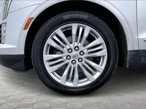 Used 2017 Cadillac XT5 Premium Luxury image 22