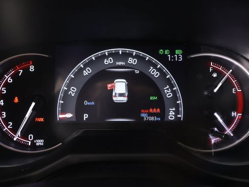Used 2024 Toyota RAV4 Adventure AWD/4WD image 4