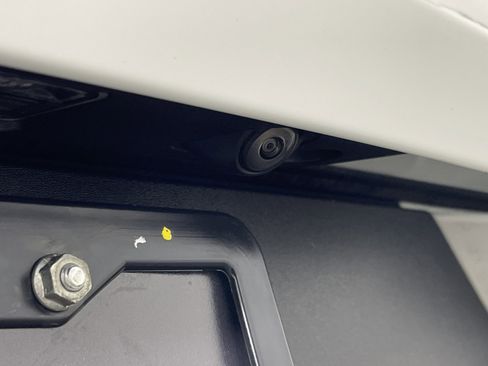 Used 2024 Volvo XC40 B5 Plus image 14