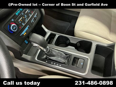 Used 2019 Ford Escape SE image 26