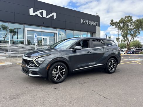 Certified 2023 Kia Sportage EX FWD image 6