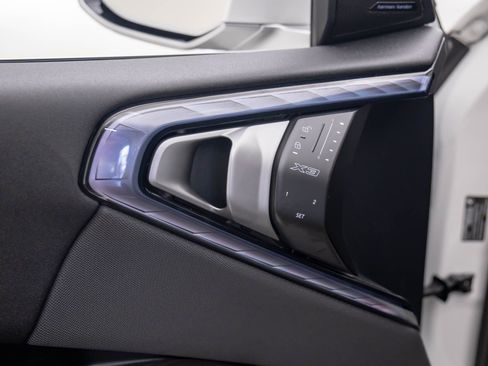 New 2026 BMW X3 xDrive30 image 13