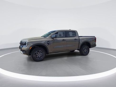 Used 2025 Ford Ranger XLT w/ FX4 Off-Road Package AWD/4WD image 3