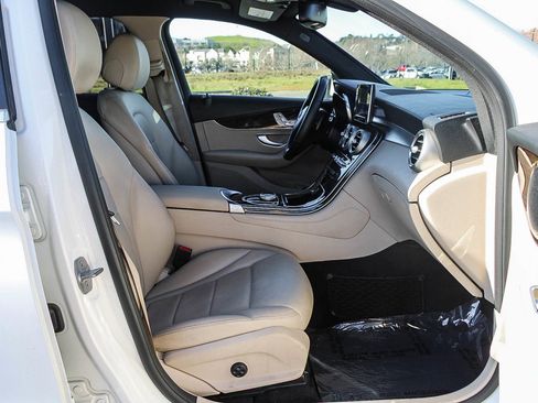 Used 2017 Mercedes-Benz GLC 300 GLC 300 image 17