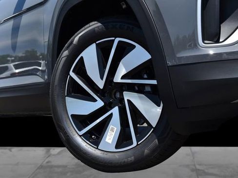 New 2026 Volkswagen Atlas SE AWD/4WD image 3