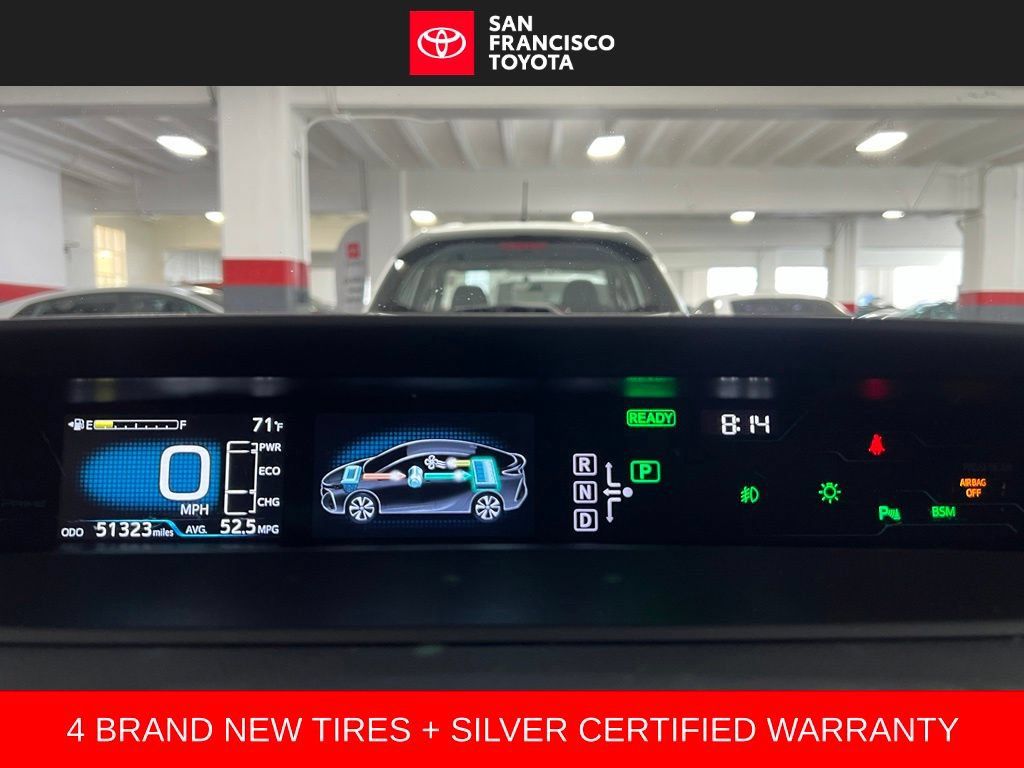 Certified 2017 Toyota Prius Prime Advanced FWD image 32