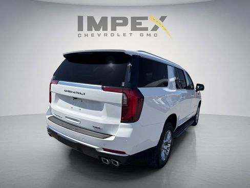 New 2026 GMC Yukon XL Denali AWD/4WD image 5