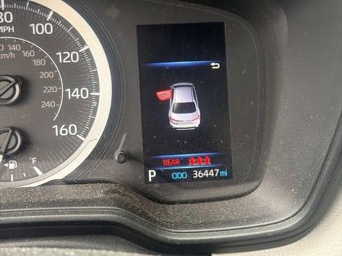 Used 2022 Toyota Corolla LE FWD image 7