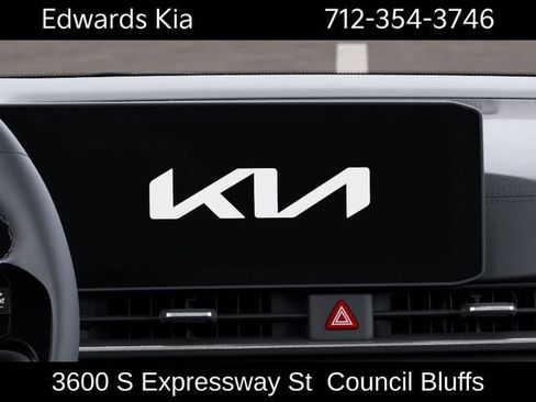 New 2027 Kia Carnival LX FWD image 22