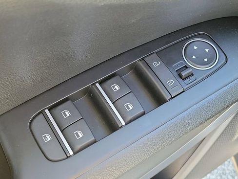 Used 2025 Kia Soul EX FWD image 23