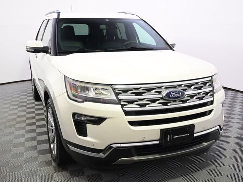 Used 2019 Ford Explorer Limited w/ Ford Safe & Smart Package AWD/4WD image 9