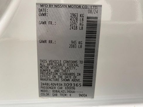 Certified 2025 Nissan Altima 2.5 SV FWD image 29